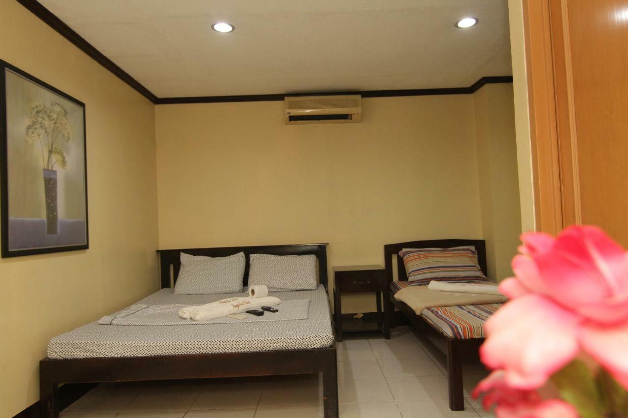 Honey Hunt House 3*