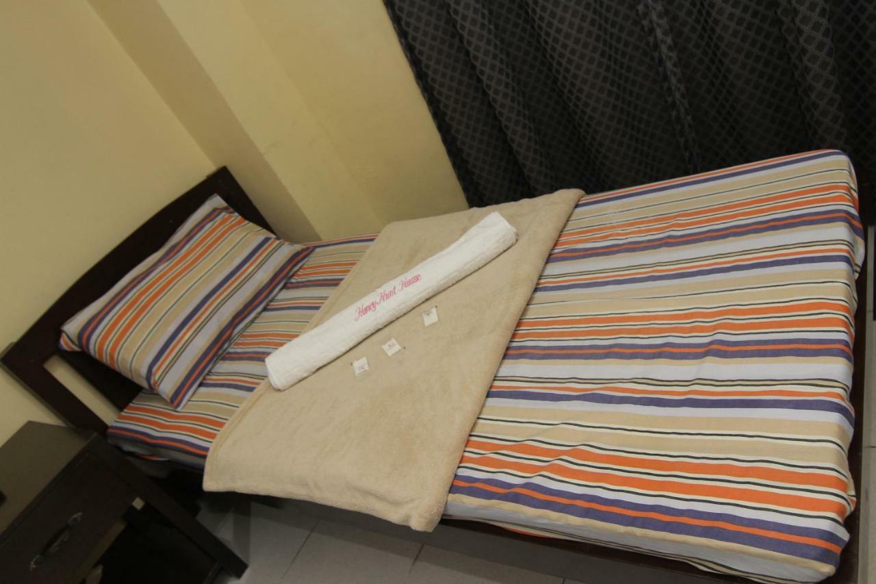 Honey Hunt House Inn Cebu