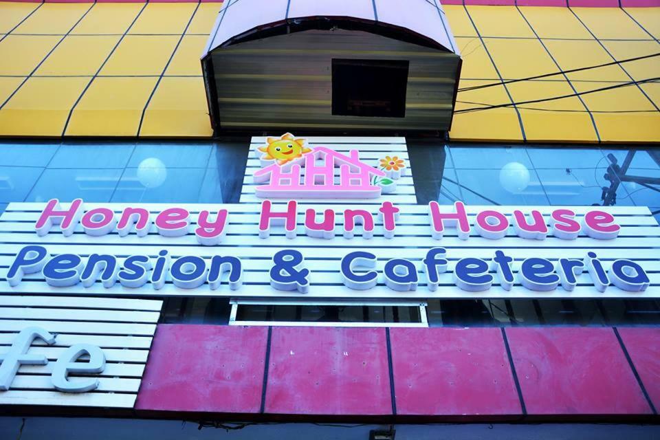 Honey Hunt House Pensão