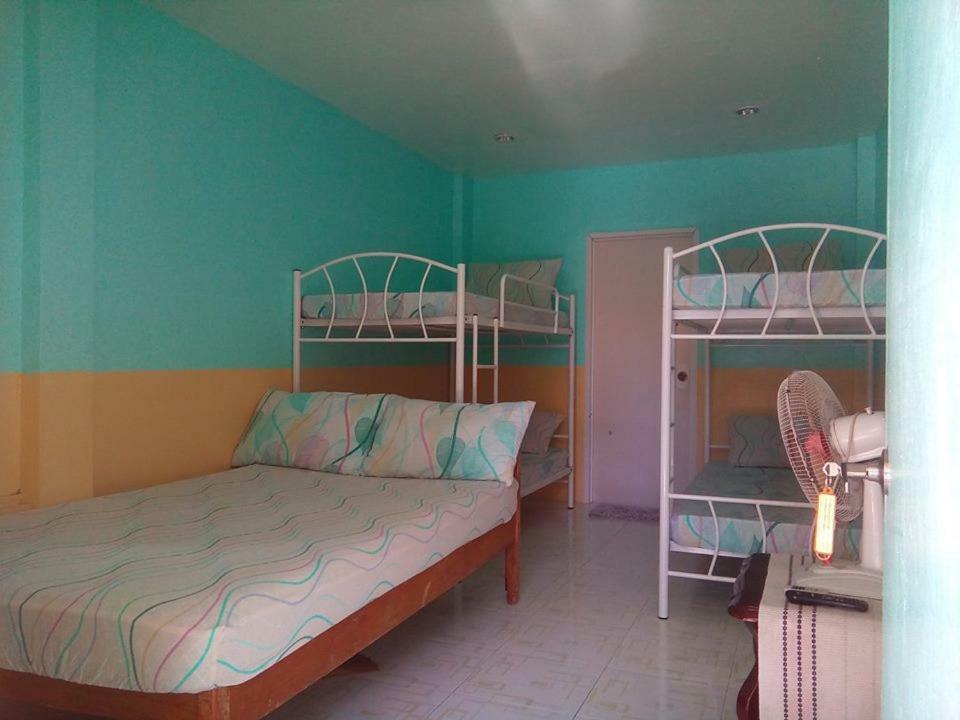 Mother Teresa And Restaurant Bed & Breakfast Oslob