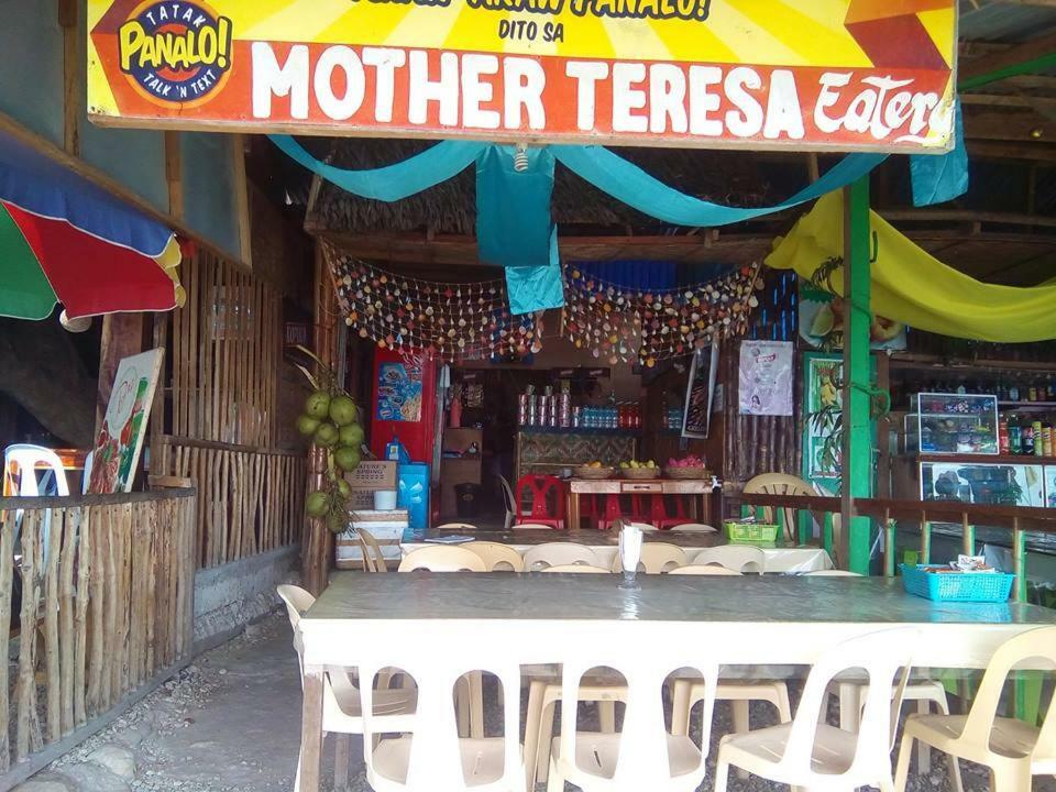 Mother Teresa And Restaurant Bed & Breakfast