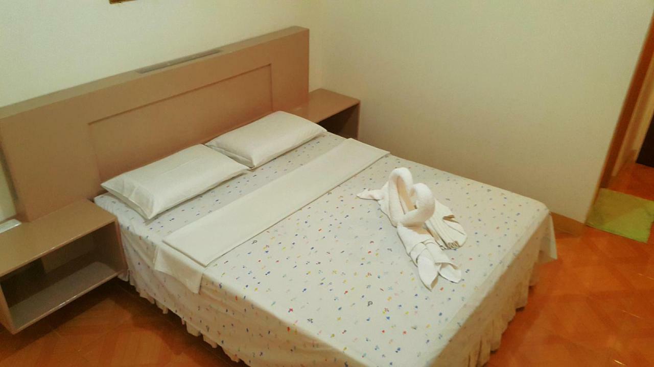 Malonzo House Guest house 2*