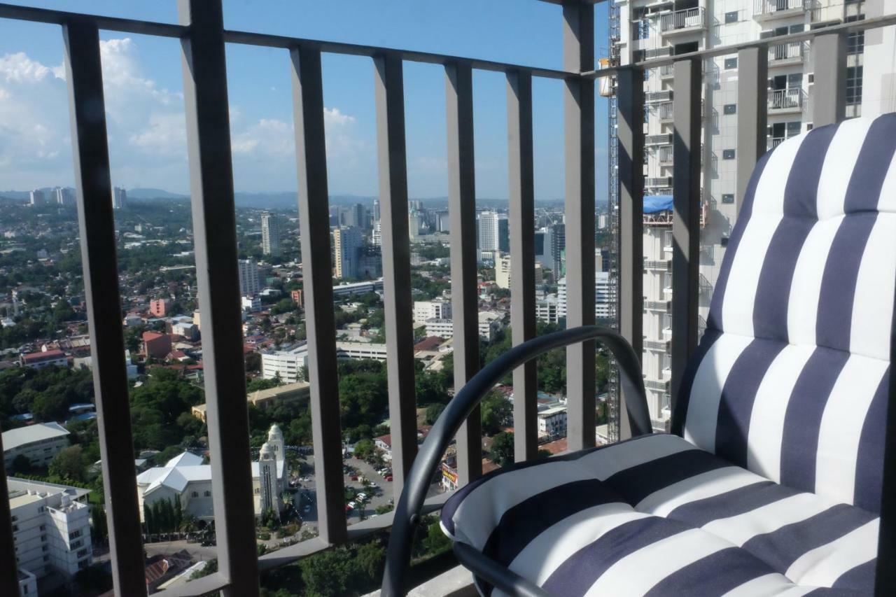 Horizons 101 - Panoramic View By St. Therese Apartment Cebu