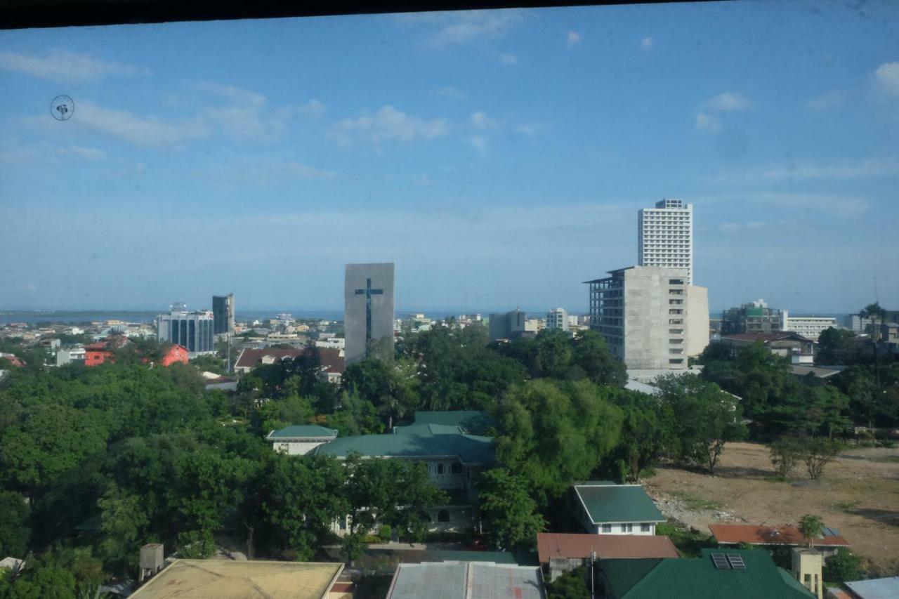Apartment Horizons 101 - Panoramic View By St. Therese