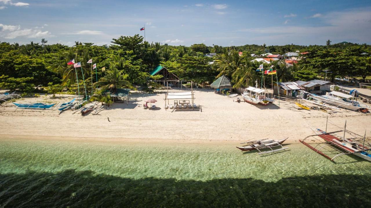 Resort Aabana & Watersport Logon