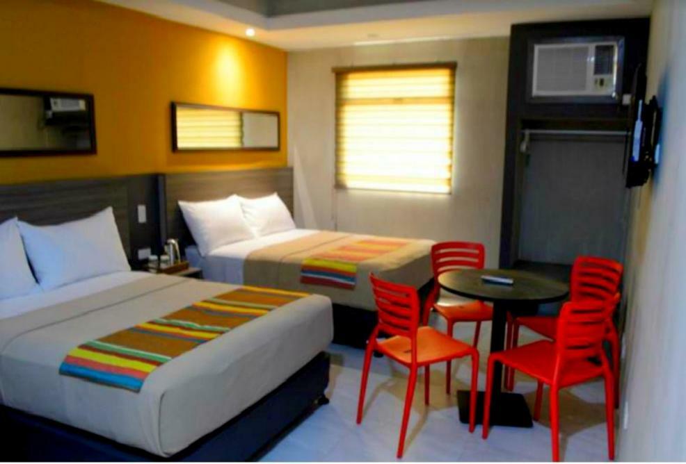 Express Osmena Hotel