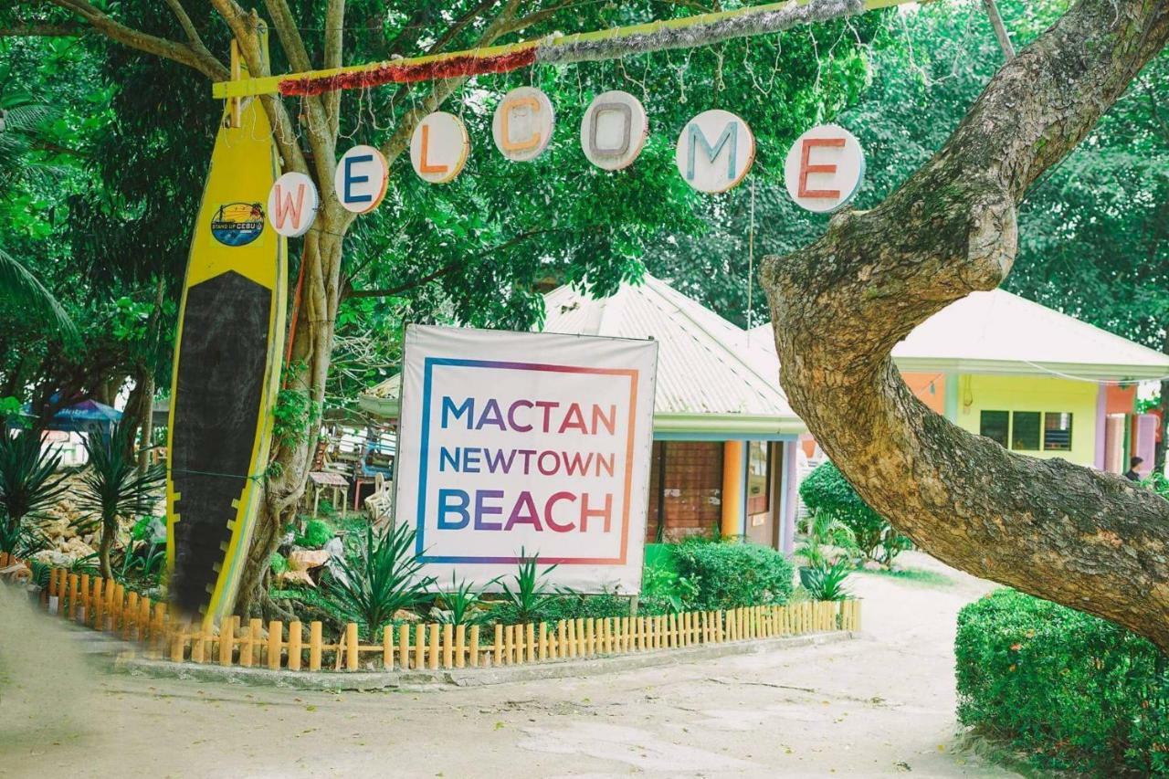 Mactan Newtown With Pool Access Apartment Lapu-Lapu City