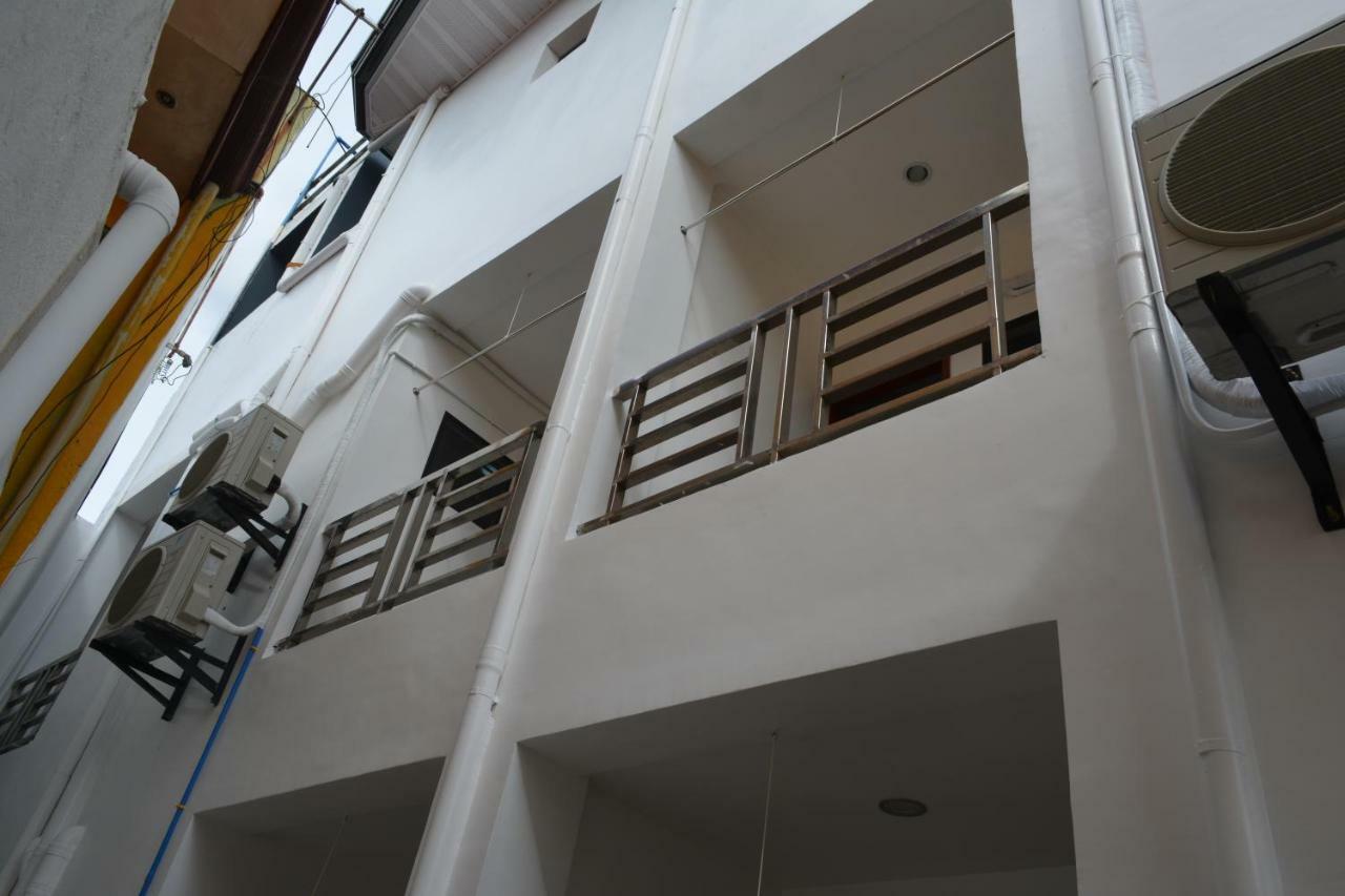 Red Apartelle * Talisay (Cebu)