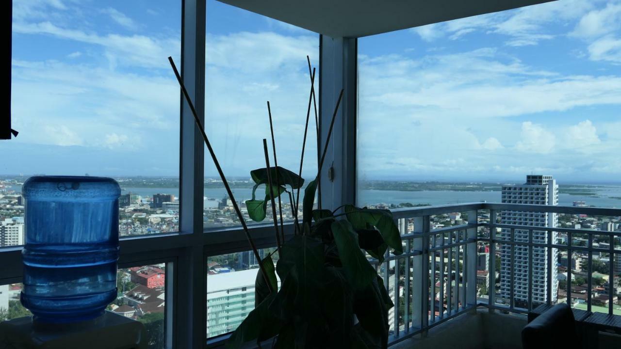 Apartment Elegance On Top Of The World Panorama