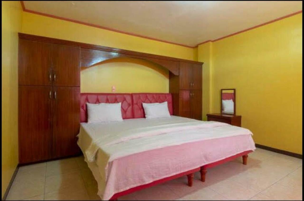 Jenjen's House Guest house *