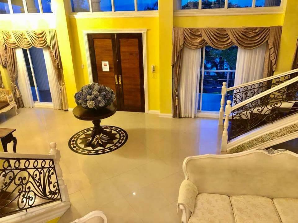 Villa Canoy's Mansion Apartelle Dalaguete