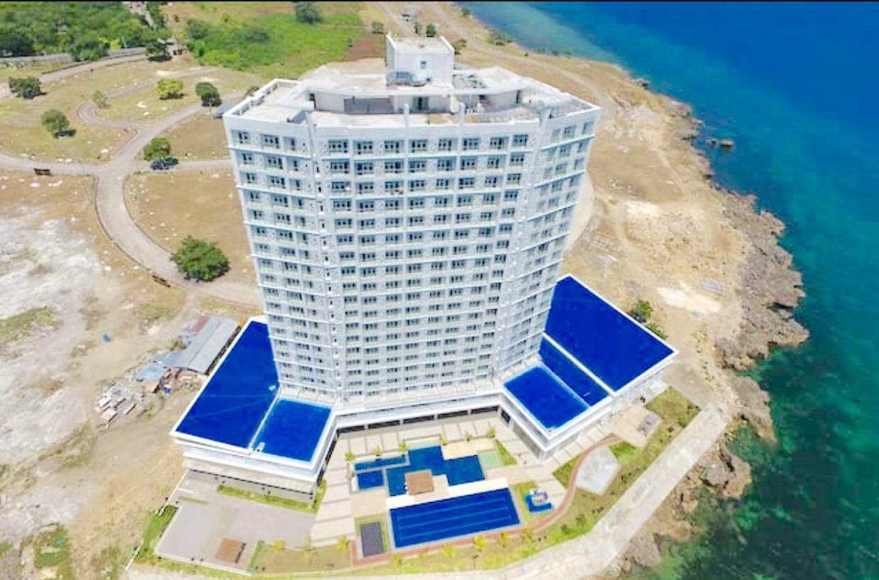 Grand Condo-hotel With Breathtaking Seaside Views In Lapu-lapu, Cebu *