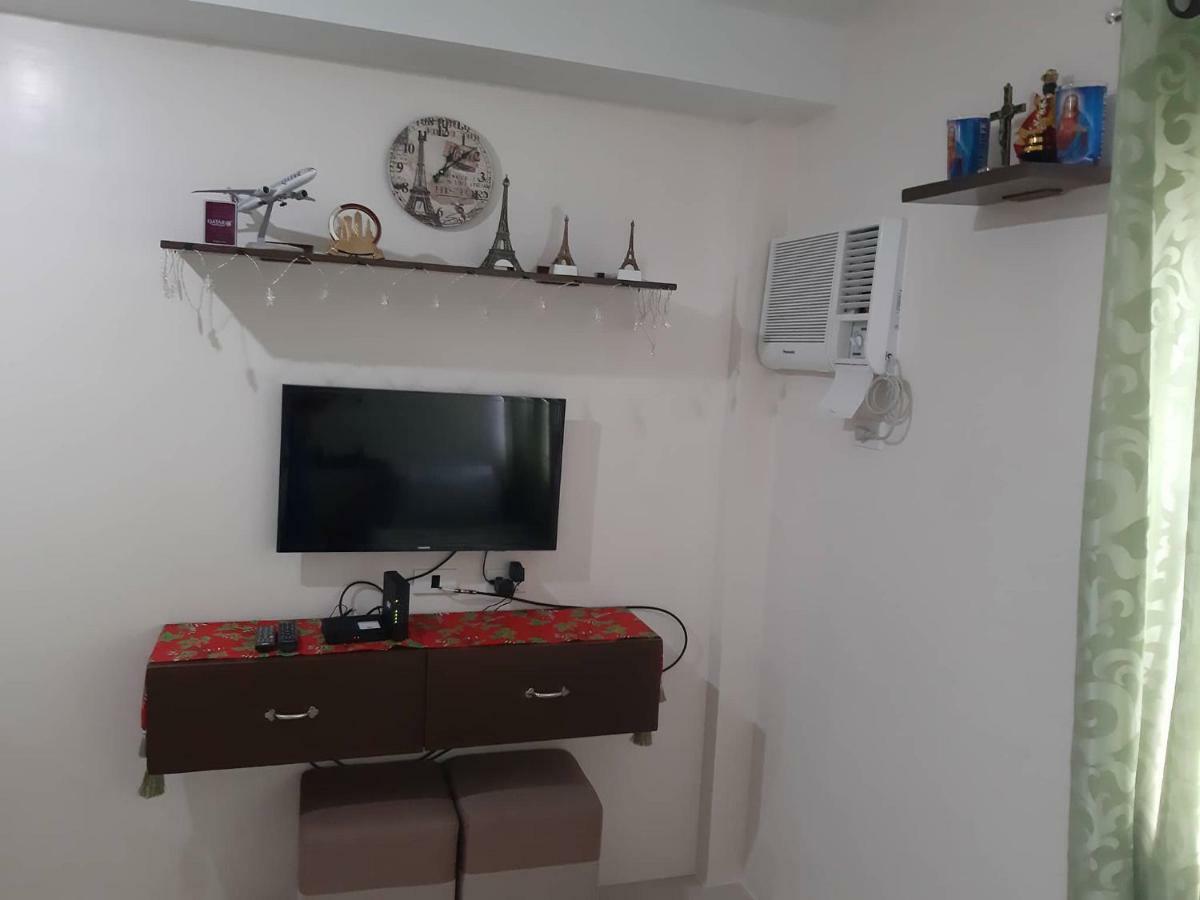 A Cozy Fully Furnished Private In Unit. *