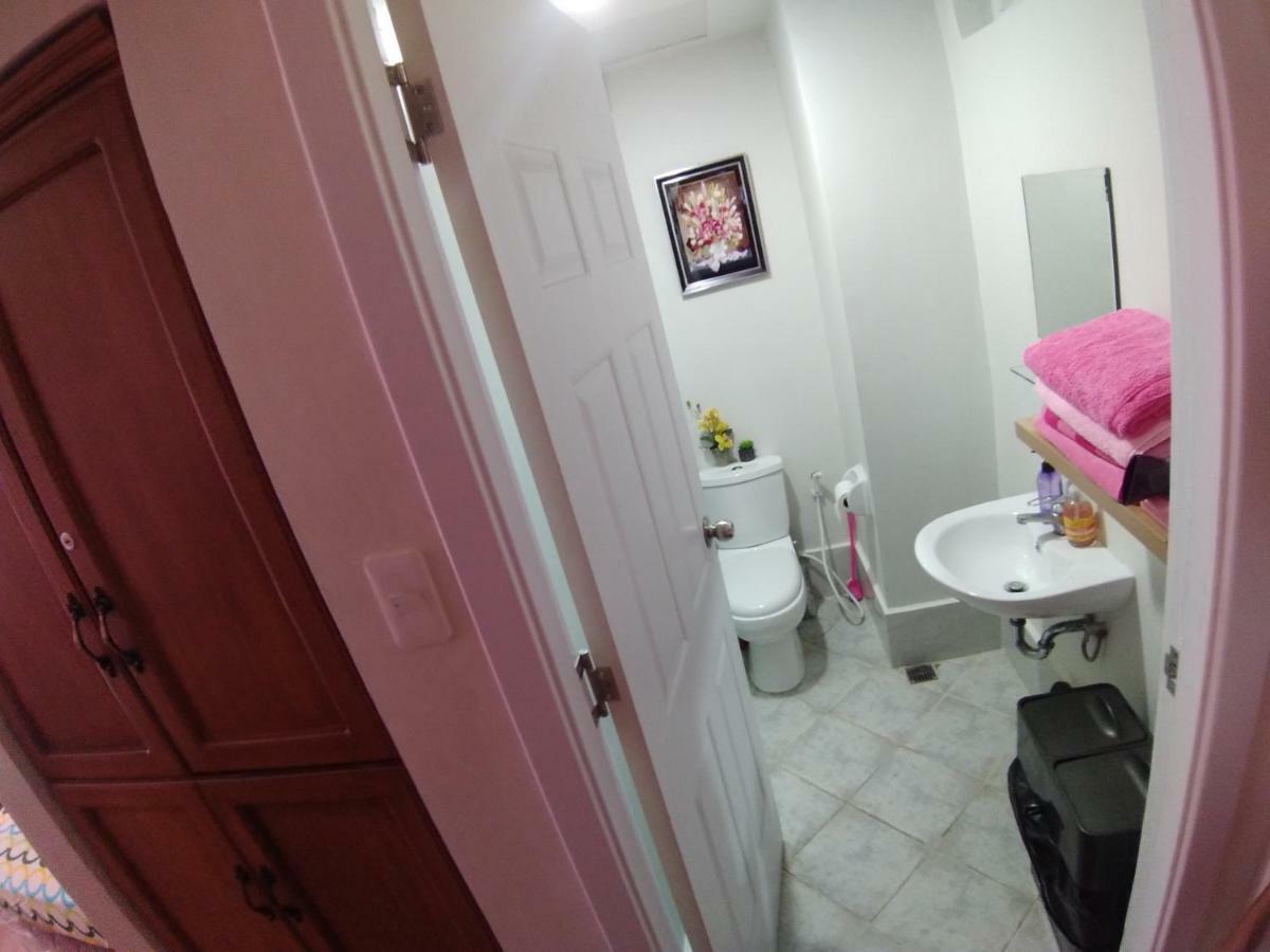 Lelani's Comfy Apartment Lapu-Lapu City