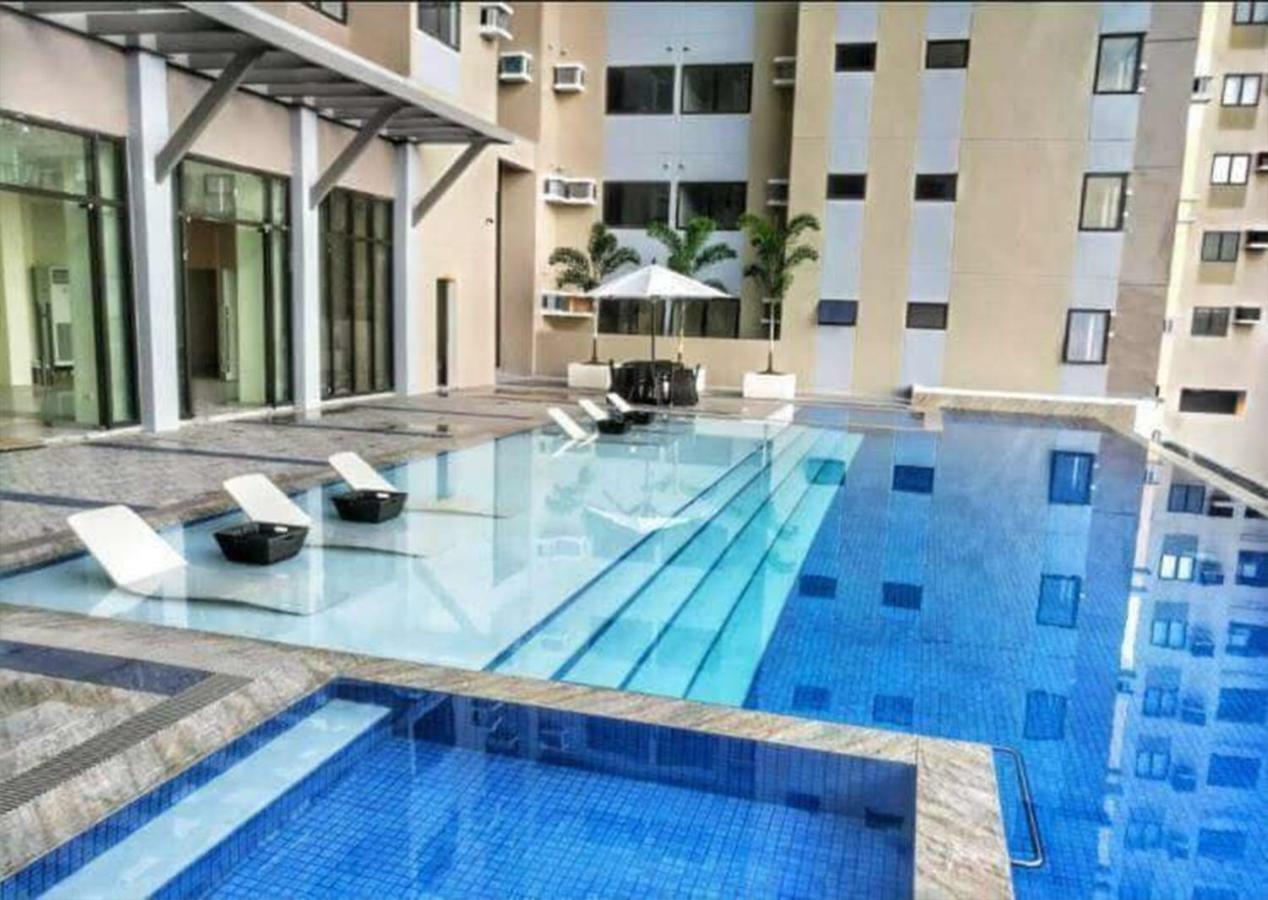 A Cozy Fully Furnished Private In Unit.