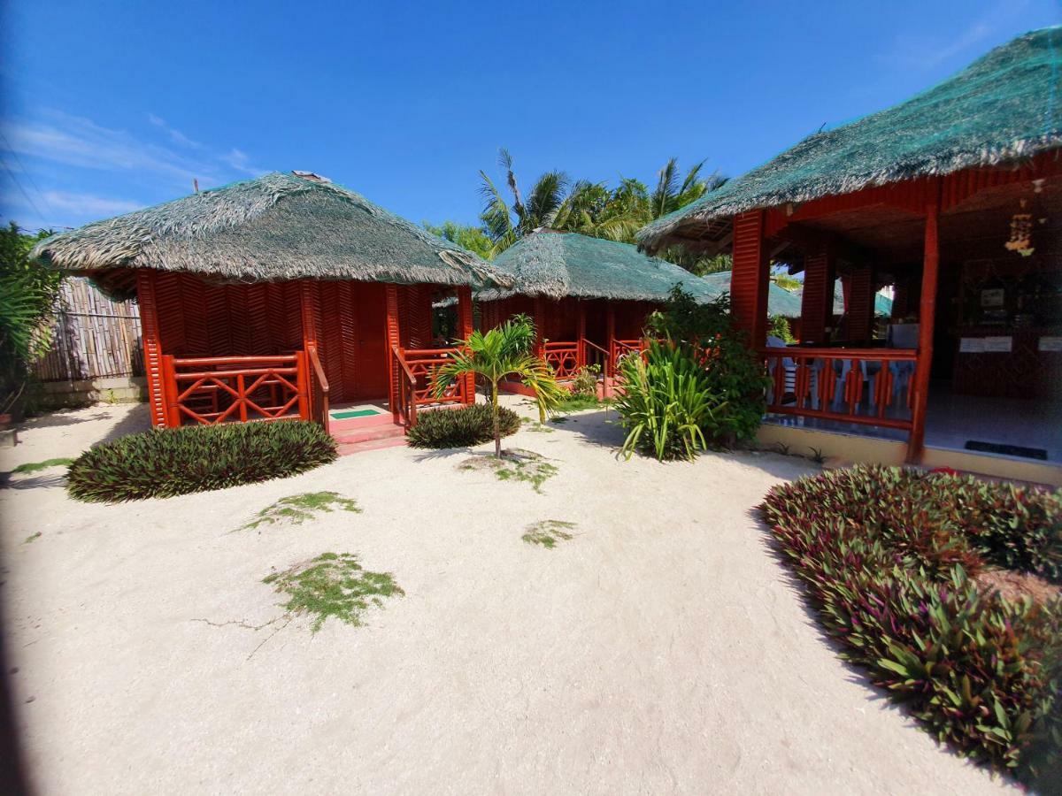 Pareja Tourist Inn Resort