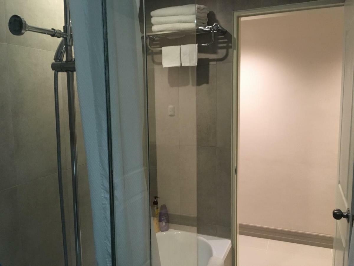500mbps Wi-fi 2 Largest 2 Bdrm In Grand Residences Cebu