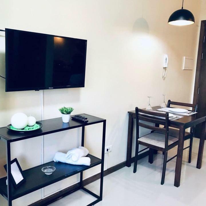 Casa Tipica At Azalea Place, Gorordo Avenue, Apartment Cebu