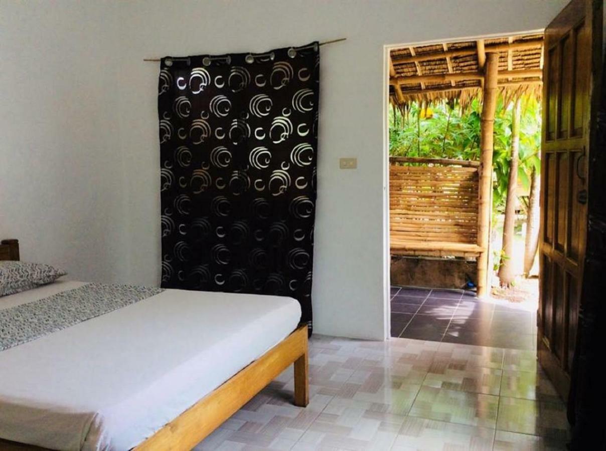 Stevrena Guest house Santa Fe (Cebu)
