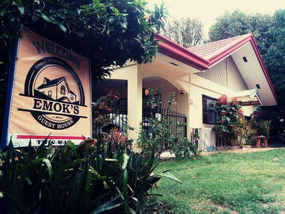 Emoks Guest house