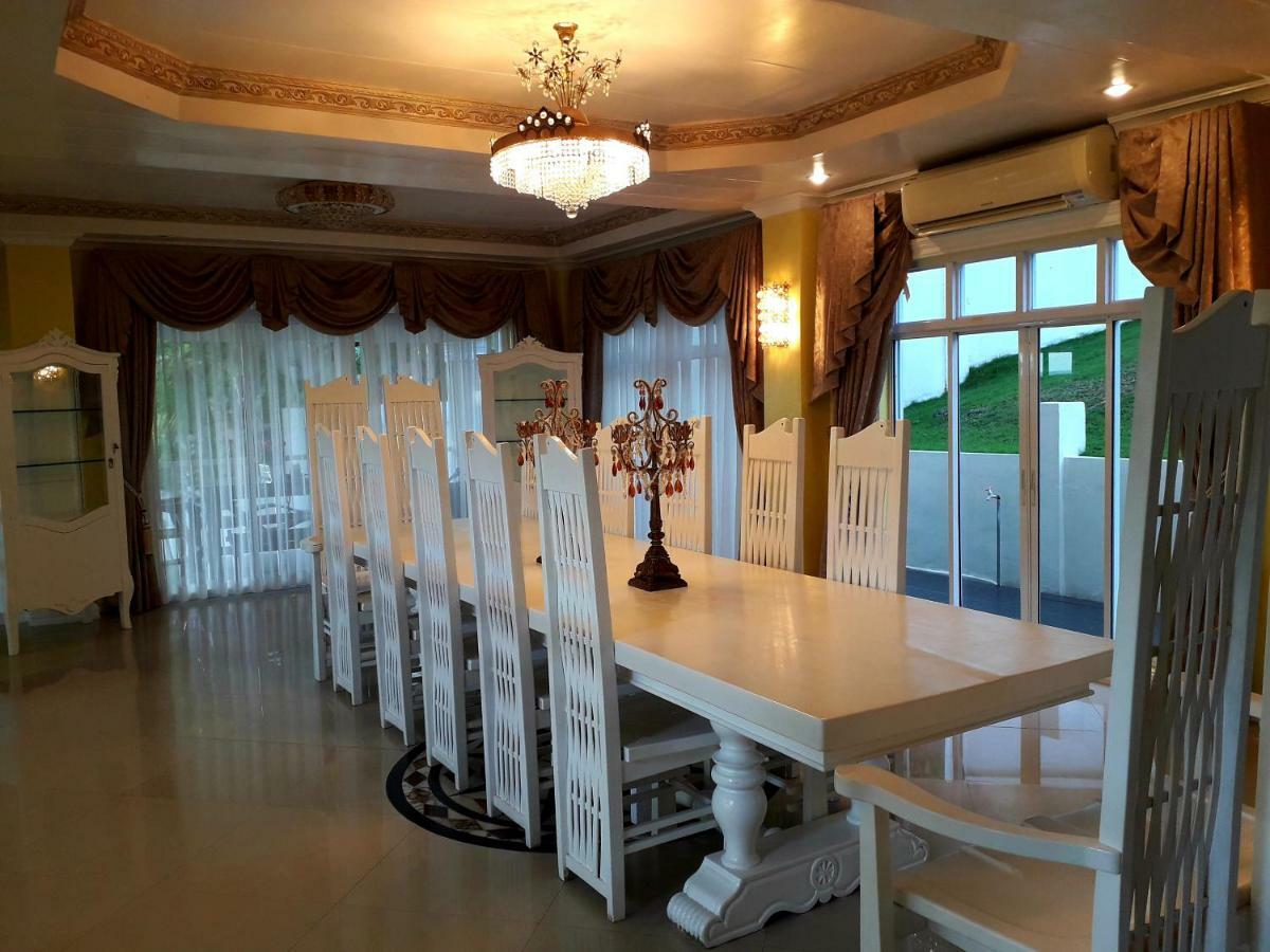 Canoy's Mansion Apartelle Villa *