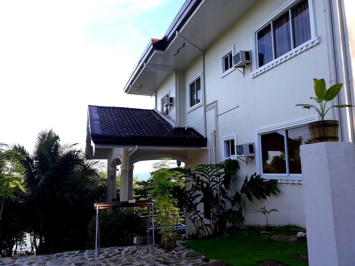 Canoy's Mansion Apartelle Villa *