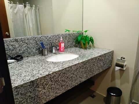 Apartment Grand Condo-hotel With Breathtaking Seaside Views In Lapu-lapu, Cebu