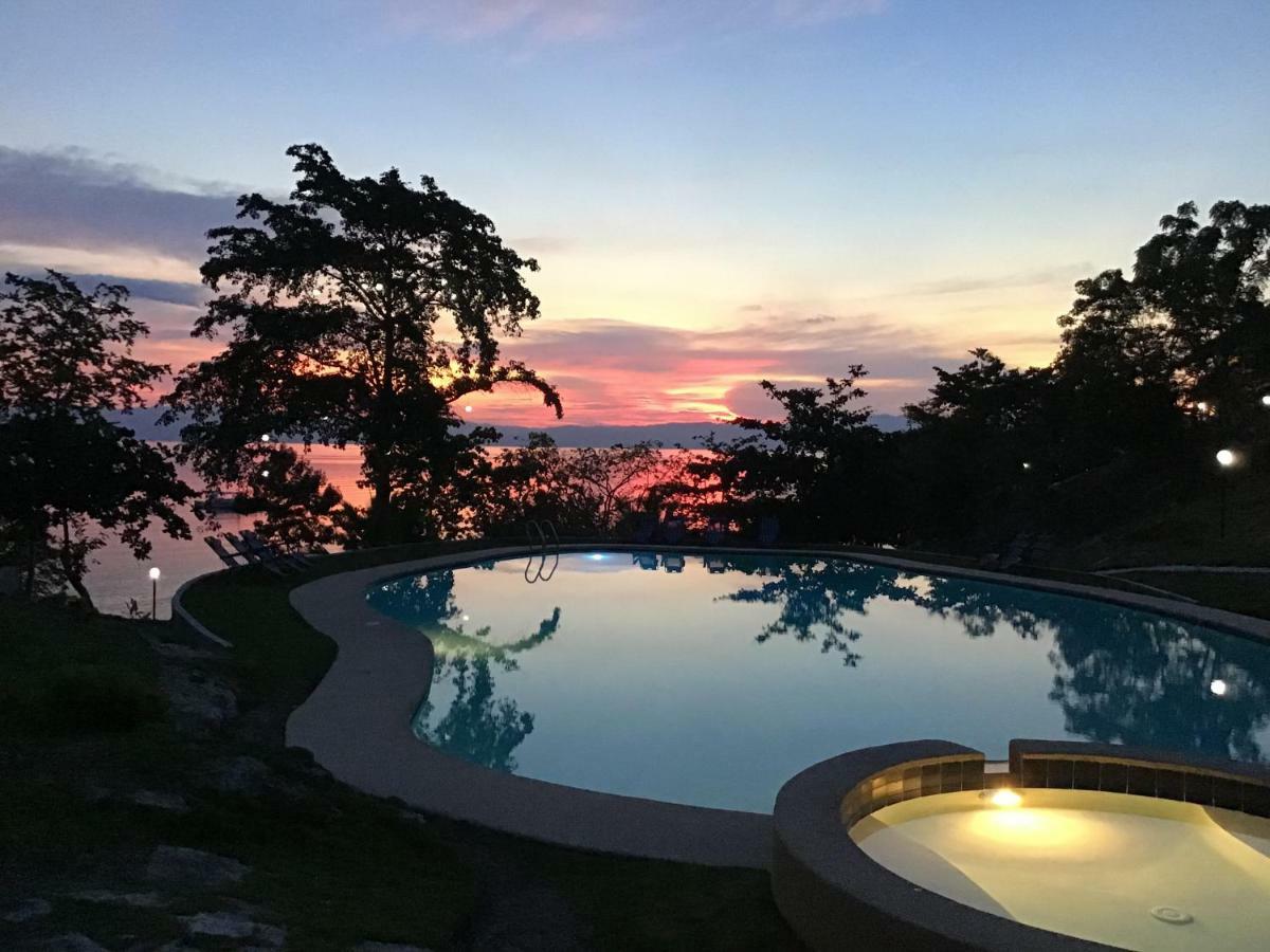 Cuestas And Restaurant Resort Badian