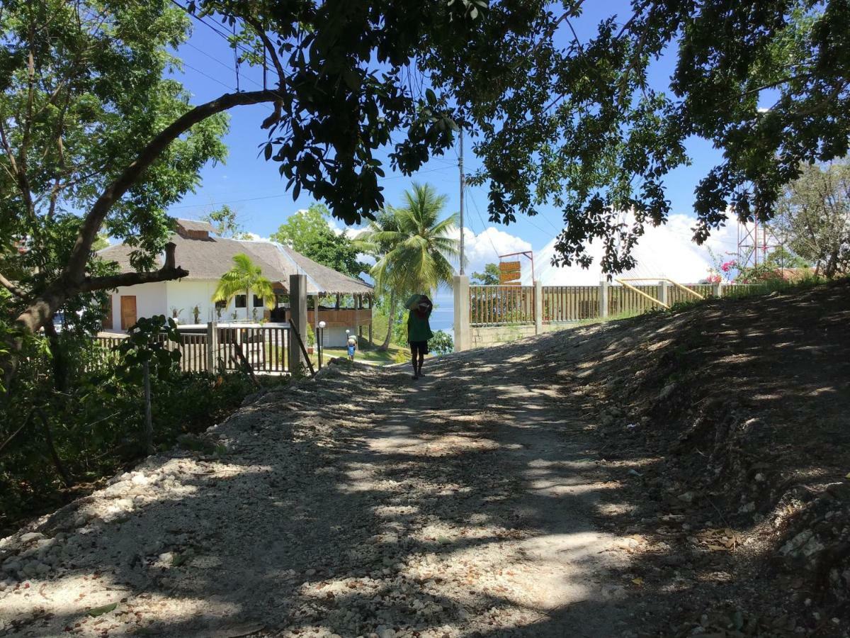 Cuestas And Restaurant Resort Badian