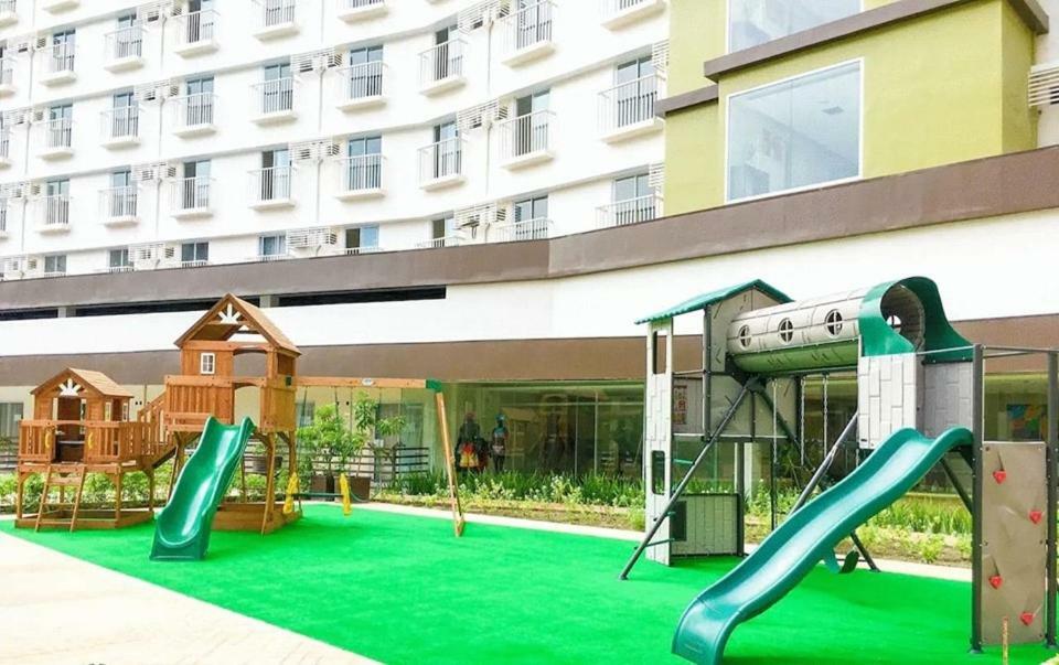 Fully Furnished Studio Unit At Bamboo Bay Mandaue And Area Apartment