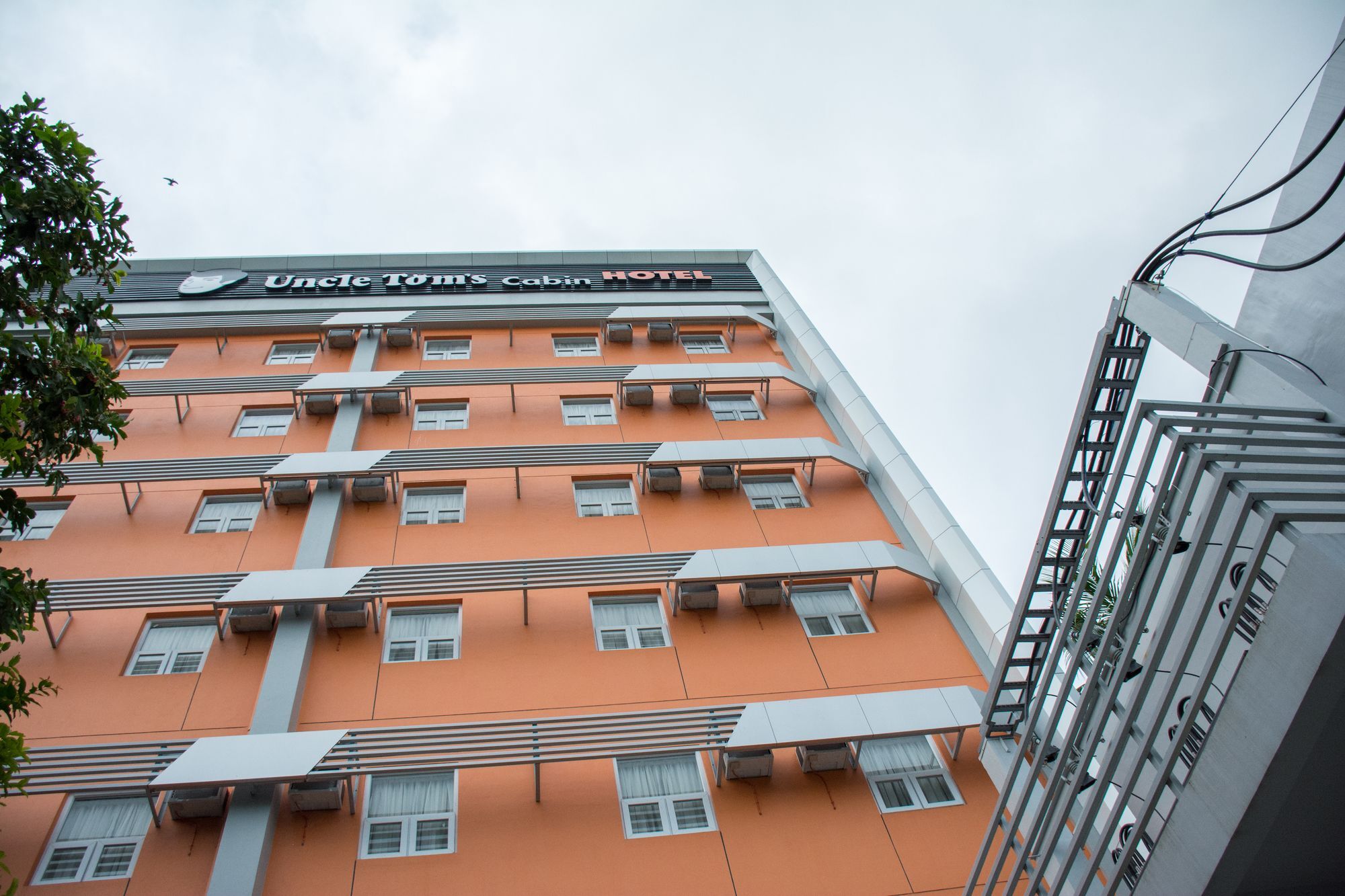 Uncle Tom's Powered By Cocotel Cebu