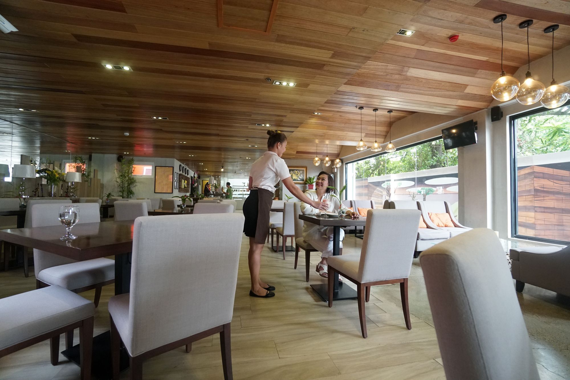 Uncle Tom's Powered By Cocotel Hotel