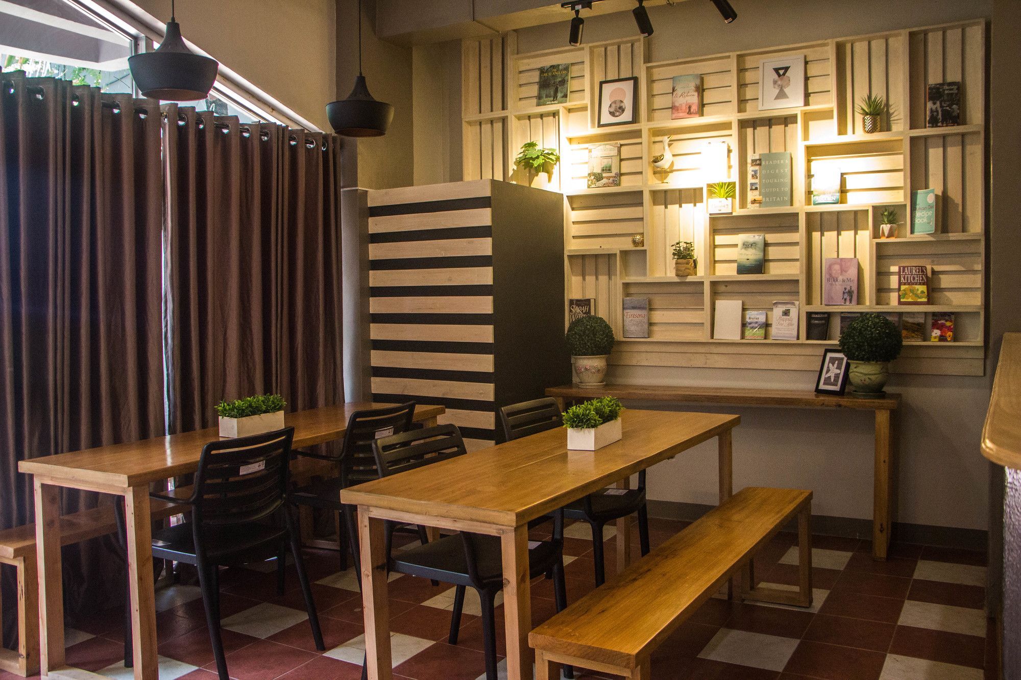 Hostel Bunks (adults Only)
