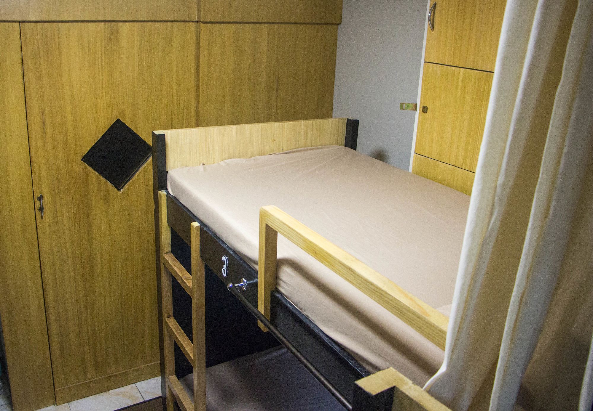 Hostel Bunks (adults Only)