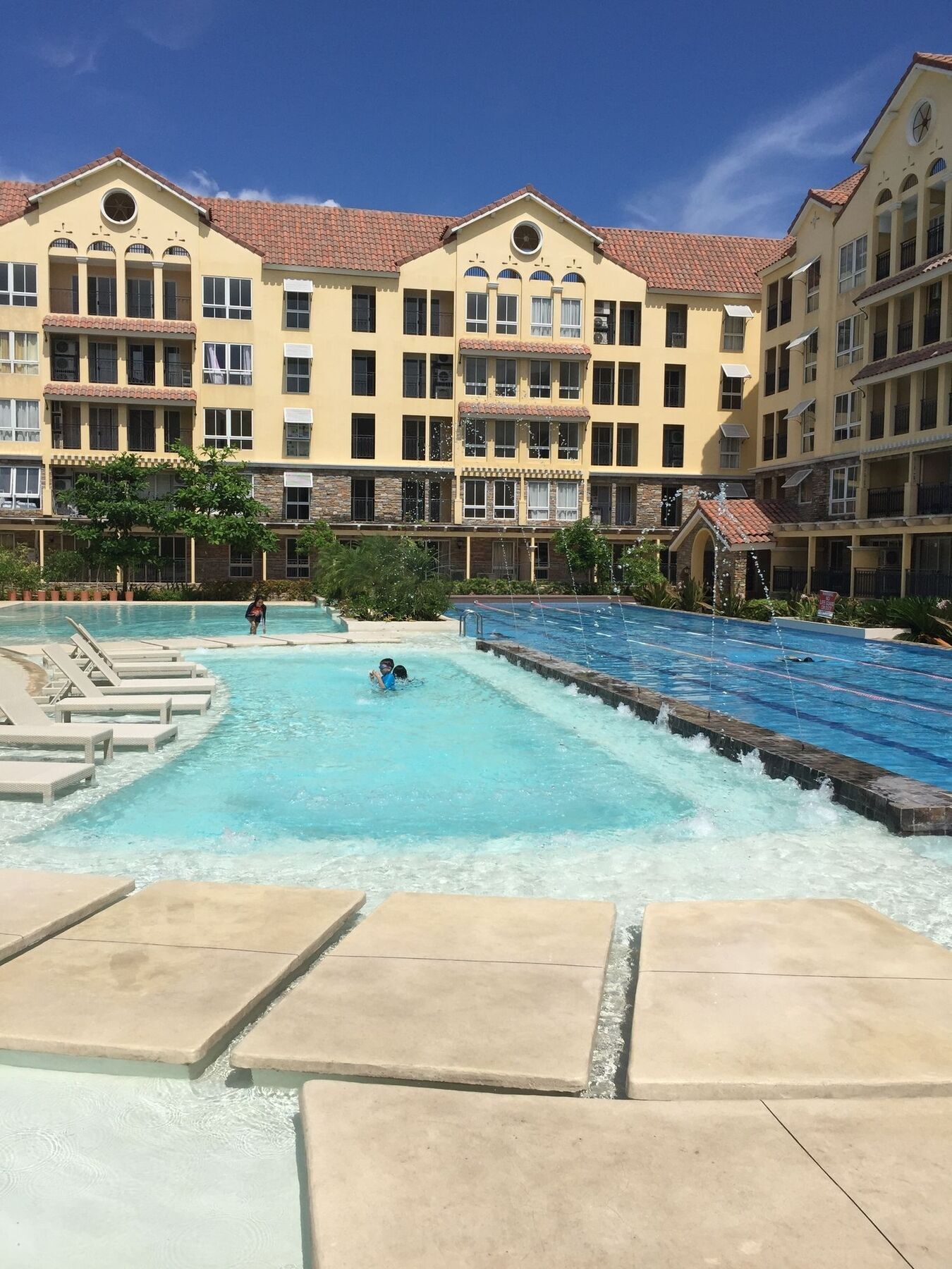 Hotel N And N 2*