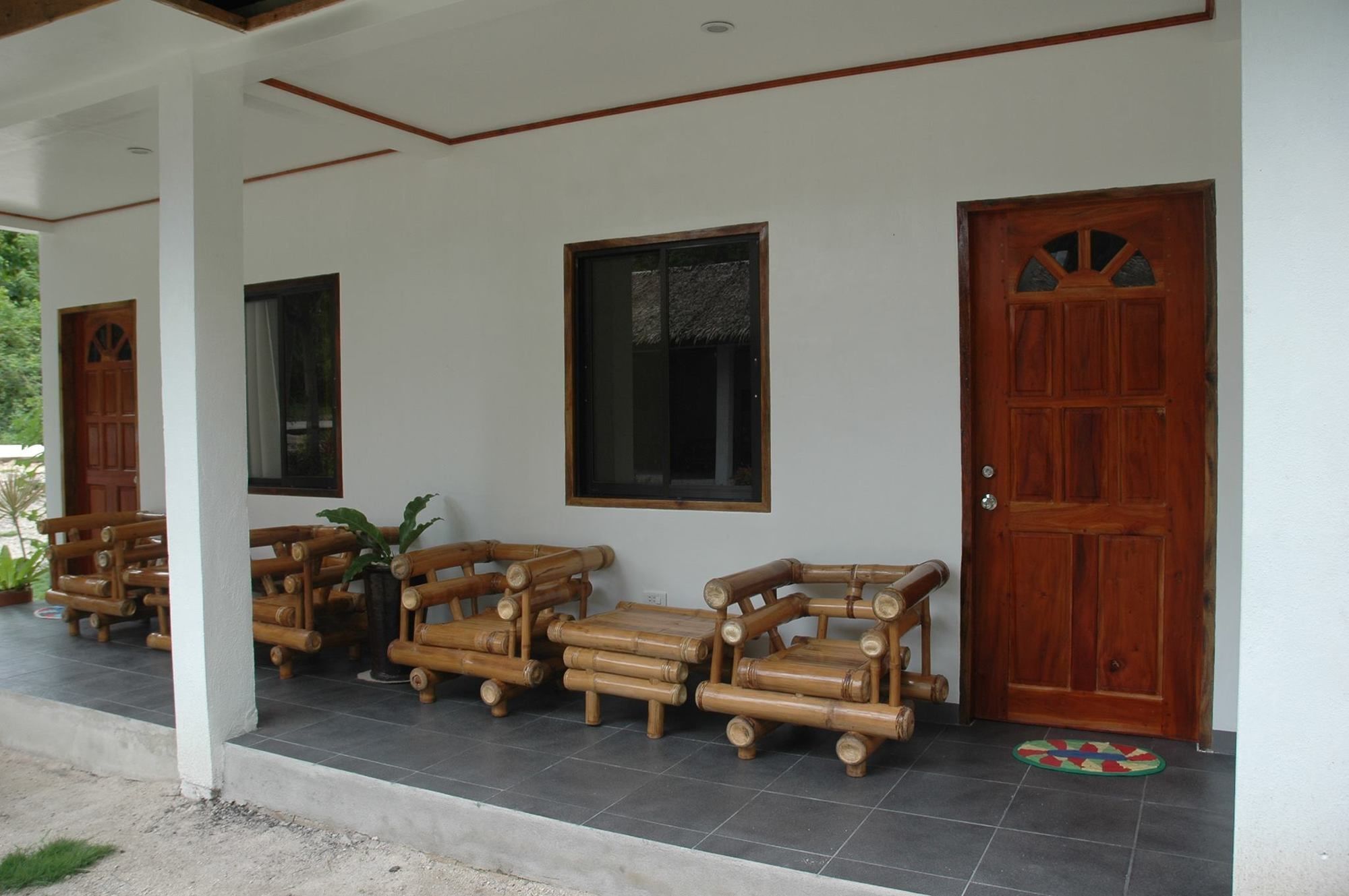The Farm Hotel 2*