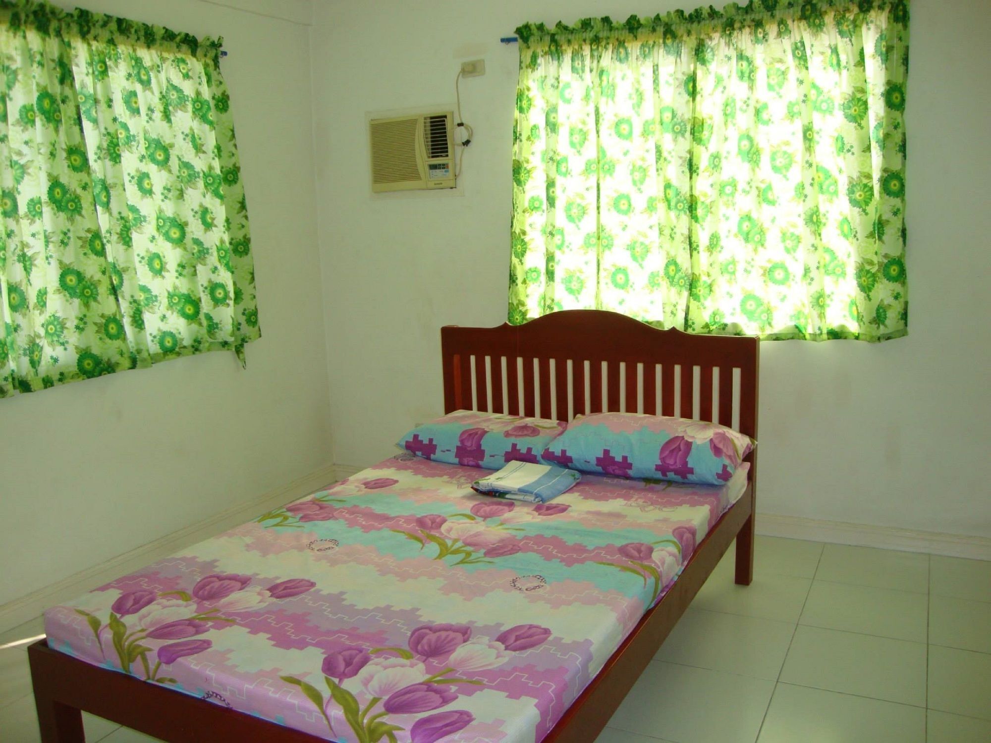 Luzmin Bh - White House Guest house