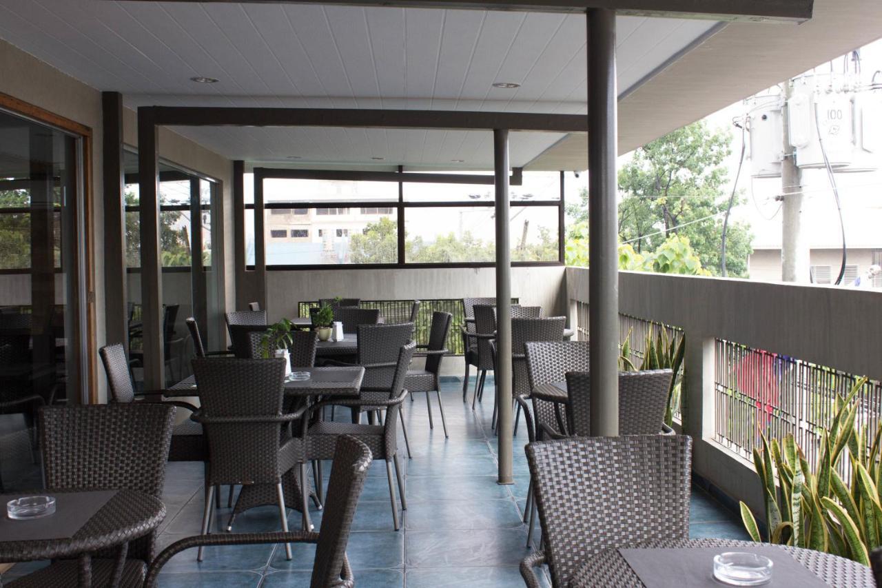 R Mabolo Hotel Cebu