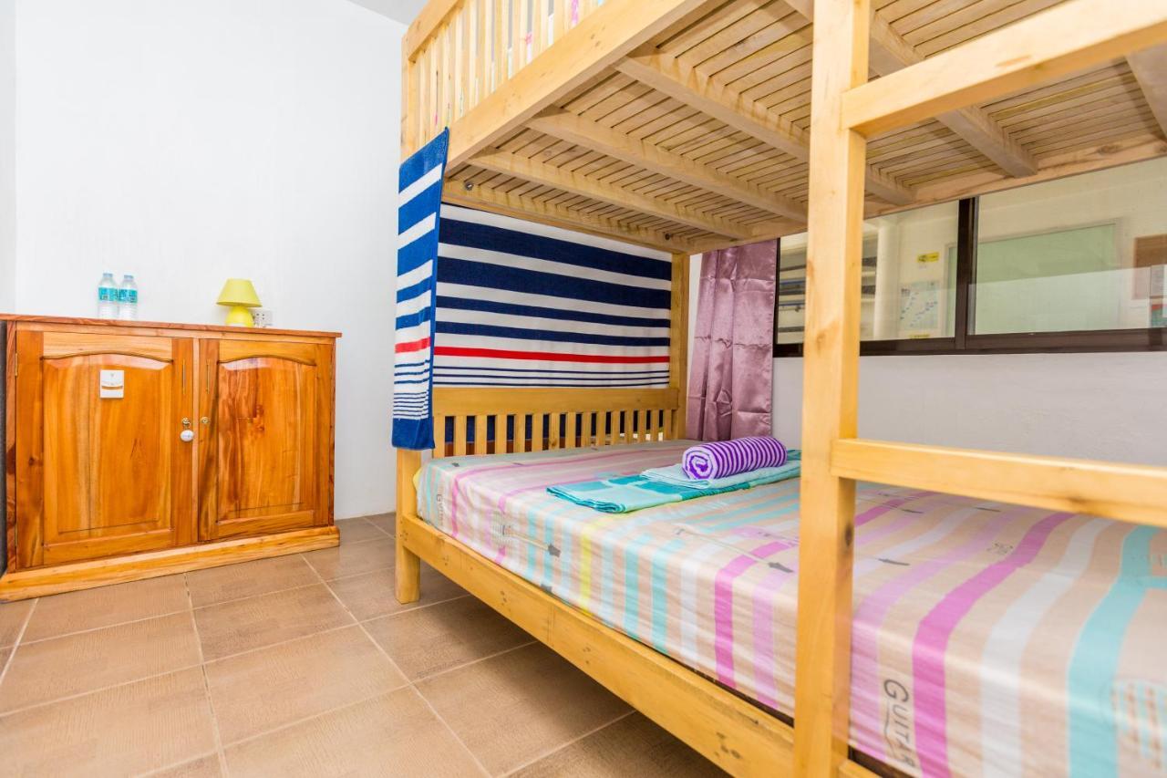 Shaka Traveler's Place (adults Only) Moalboal