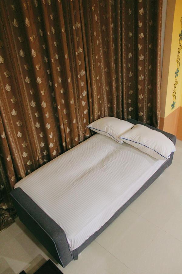 Apartment Loft Type Condominium At Club Ultima Residences *