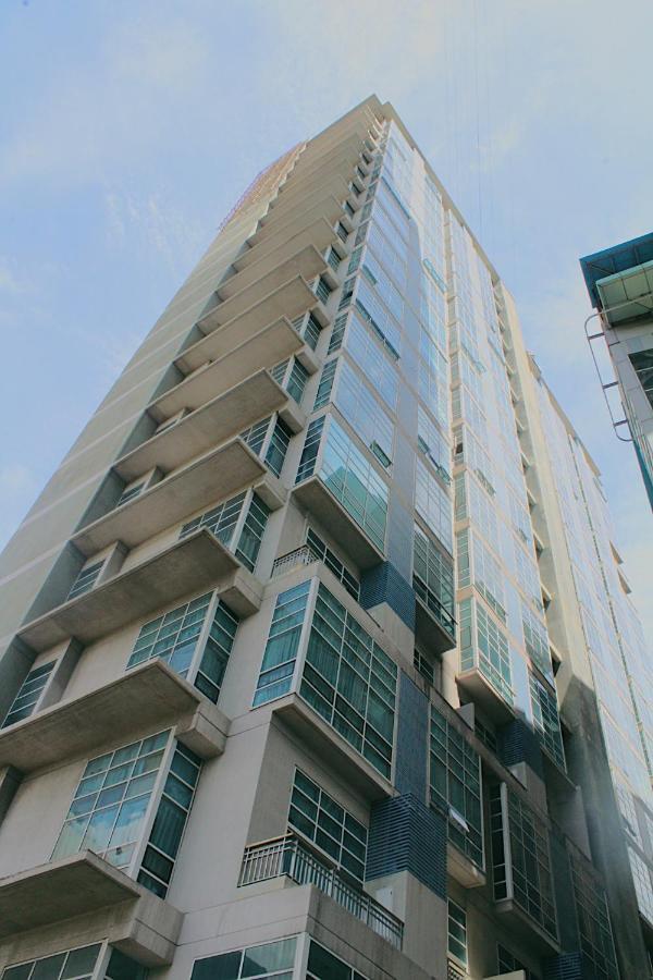 Loft Type Condominium At Club Ultima Residences Apartment *