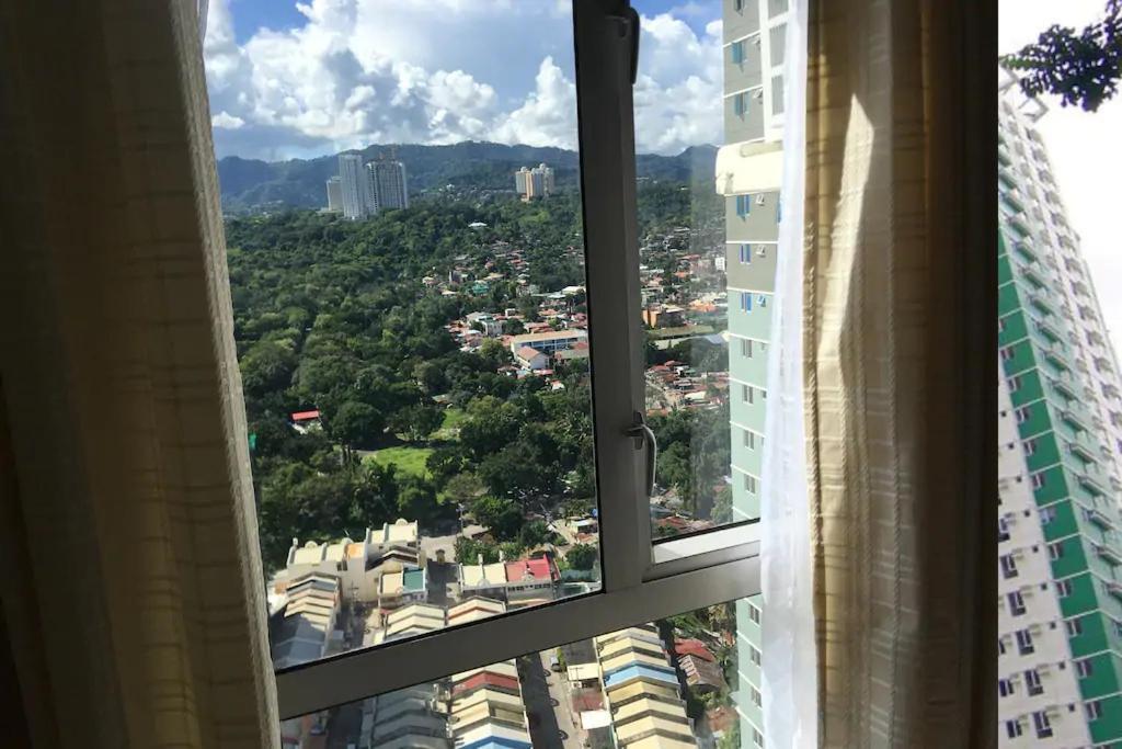 300mbps Wi-fi Avida Riala Studio2 27th Floor * Cebu