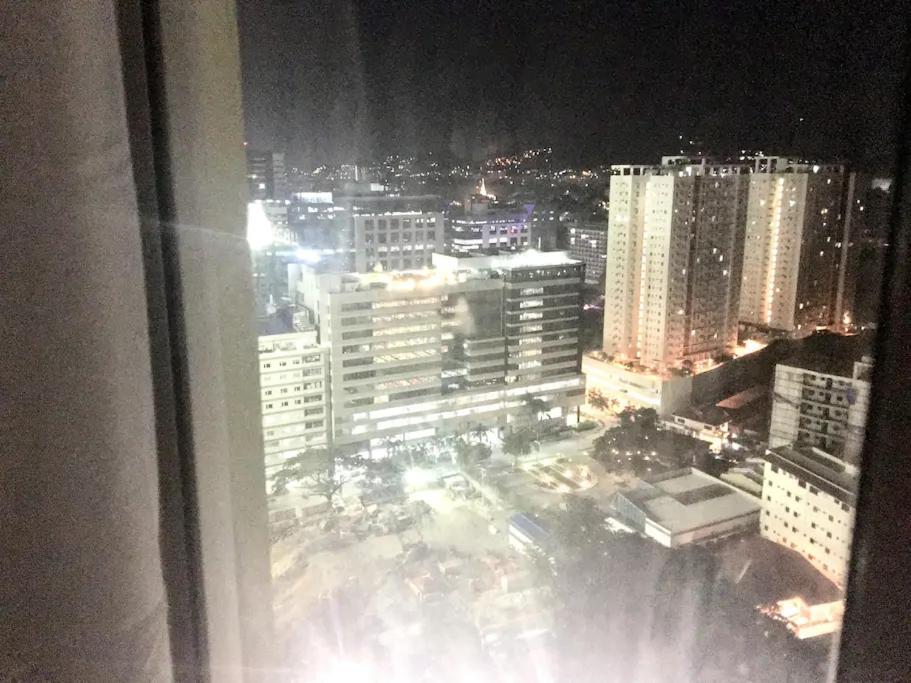 Apartment 300mbps Wi-fi Avida Riala Studio2 27th Floor Cebu