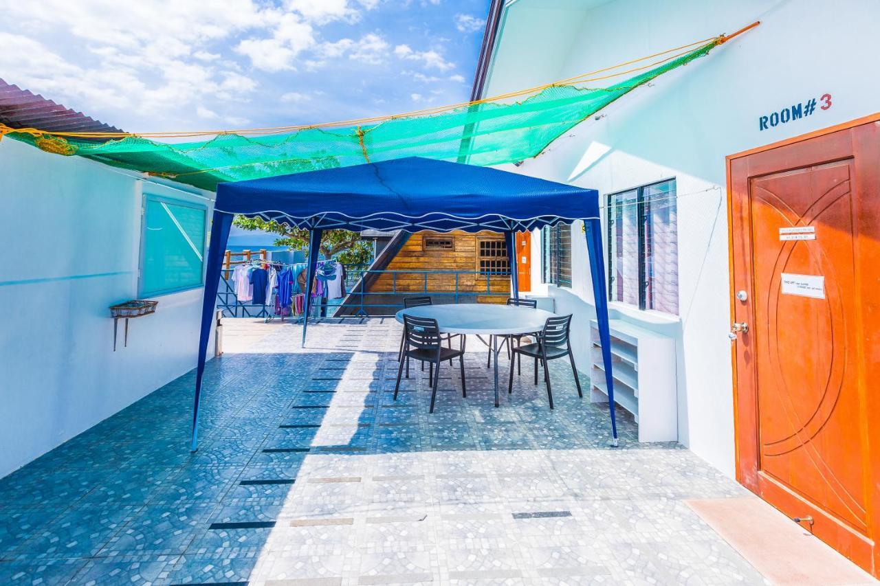 Shaka Traveler's Place (adults Only) Hostel *