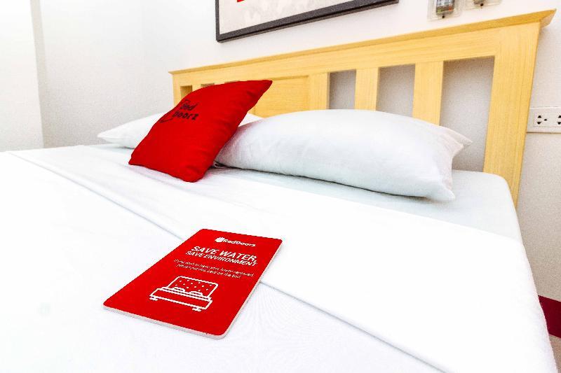 Hotel Reddoorz Near Metropolitan Cathedral Cebu