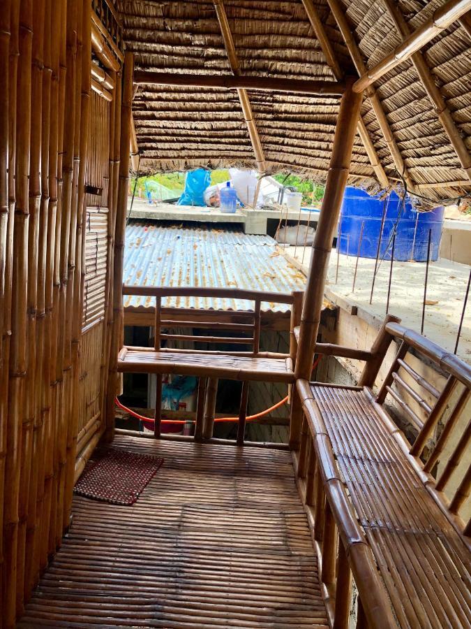 Lionfish Backpackers (adults Only) Hostel *