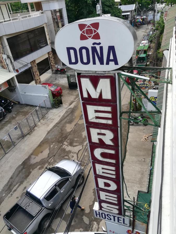 Dona Mercedes *