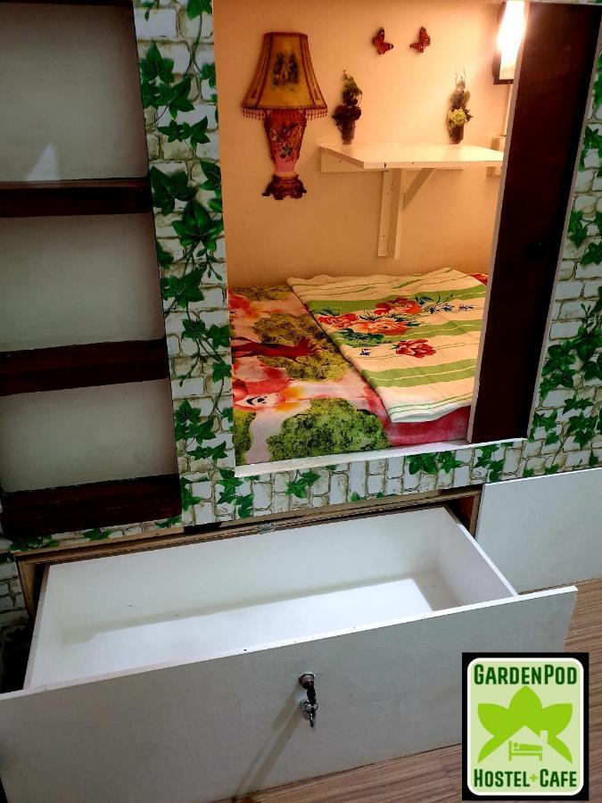 Gardenpod + Cafe * Cebu