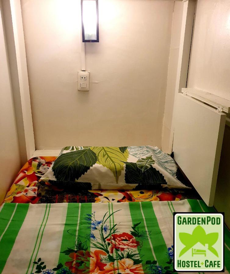 Hostel Gardenpod + Cafe Cebu