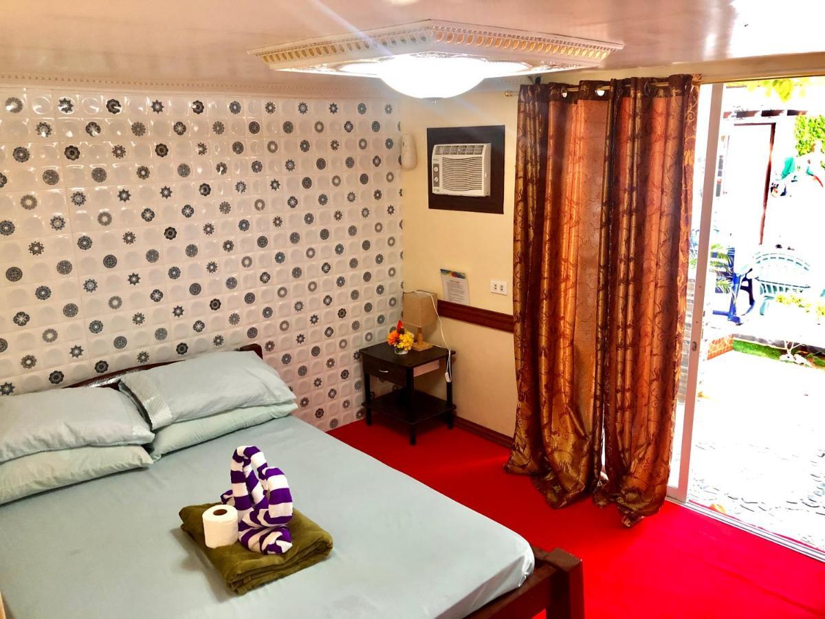 Romantic Place Hostel